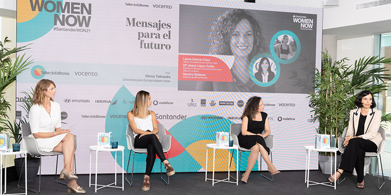 'Mensajes para el futuro': un coloquio sobre adaptación y colaboración