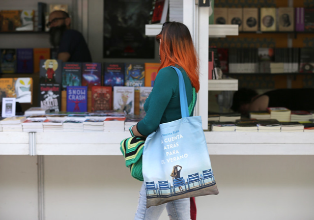 Feria del Libro de Madrid: cinco autoras que debes incluir entre tus lecturas de verano