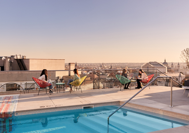 Hasta el último rayo de sol: 5 'rooftops' con vistas para exprimir el verano