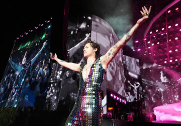 Desmontamos la fascinación por Harry Styles, el icono de la nueva masculinidad que recicla a David Bowie para la Generación Z