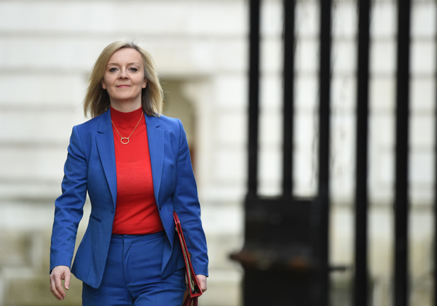 ¿Qué opciones tiene Liz Truss de convertirse en la próxima primera ministra del Reino Unido?