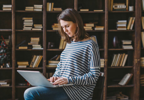 Qué es Wattpad (el Tripadvisor de la literatura) y cómo te puede ayudar a ganar dinero como escritora